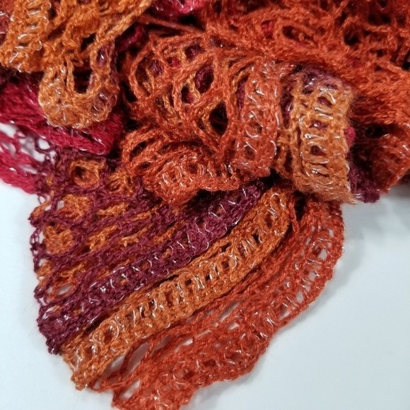 Handmade Ruffle Scarf Orange Red Tones Ombre NEW - Picture 4 of 4